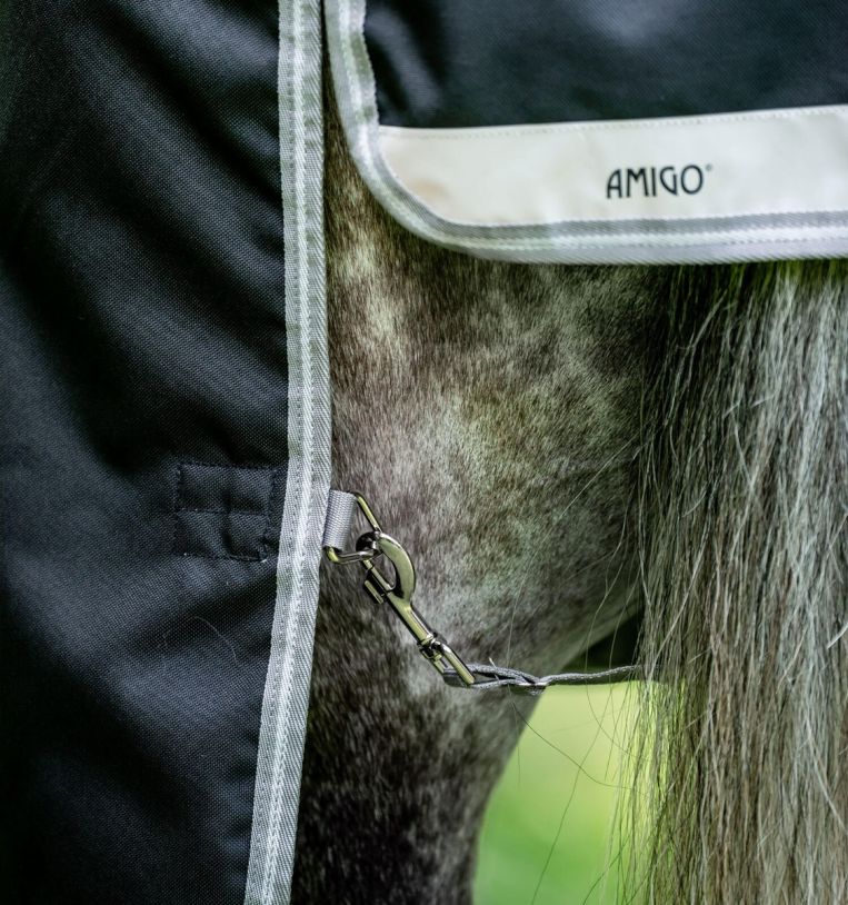 Amigo® Bravo 12 Plus Turnout (400g Heavy)